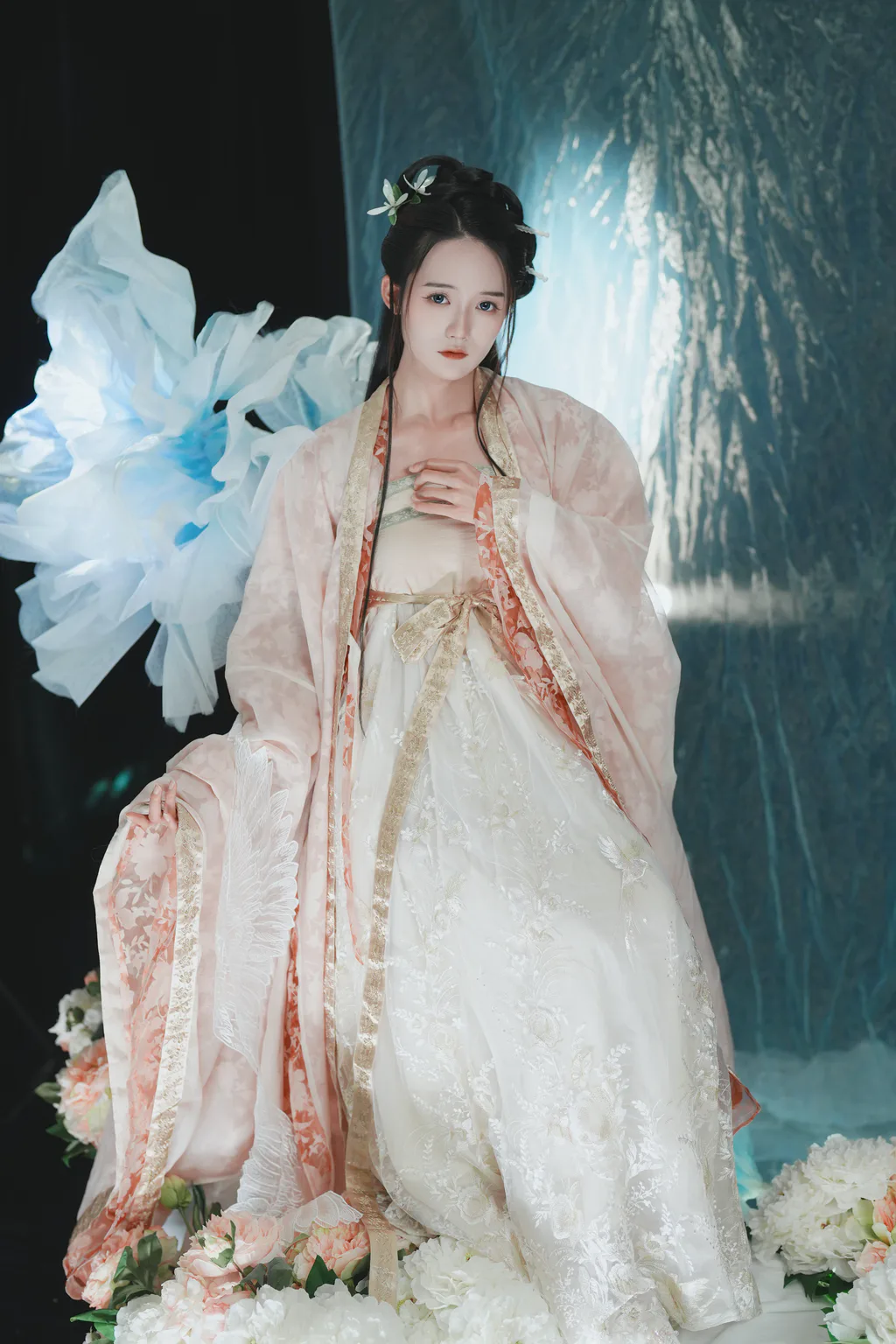 [YITUYU艺图语]2023.05.30 寄明月 兔子Zzz不吃胡萝卜[38+1P/431MB]插图1