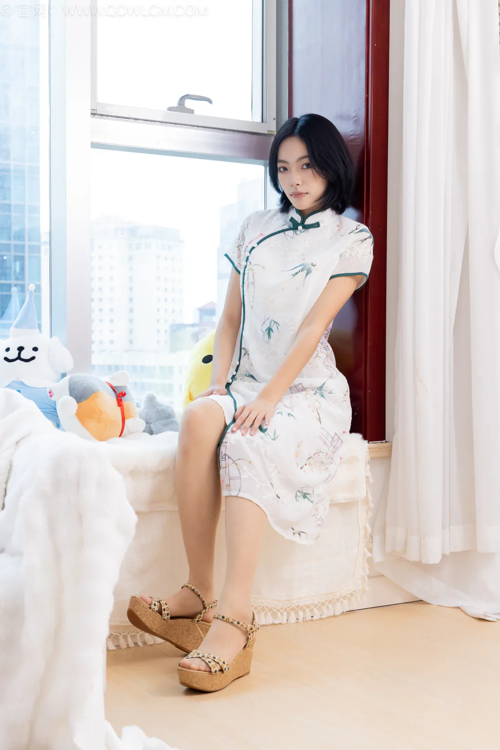 勿恋传媒 NO.2685 小爱-高跟凉鞋、薄肉丝、裸足[147P/1V/6.31GB]插图