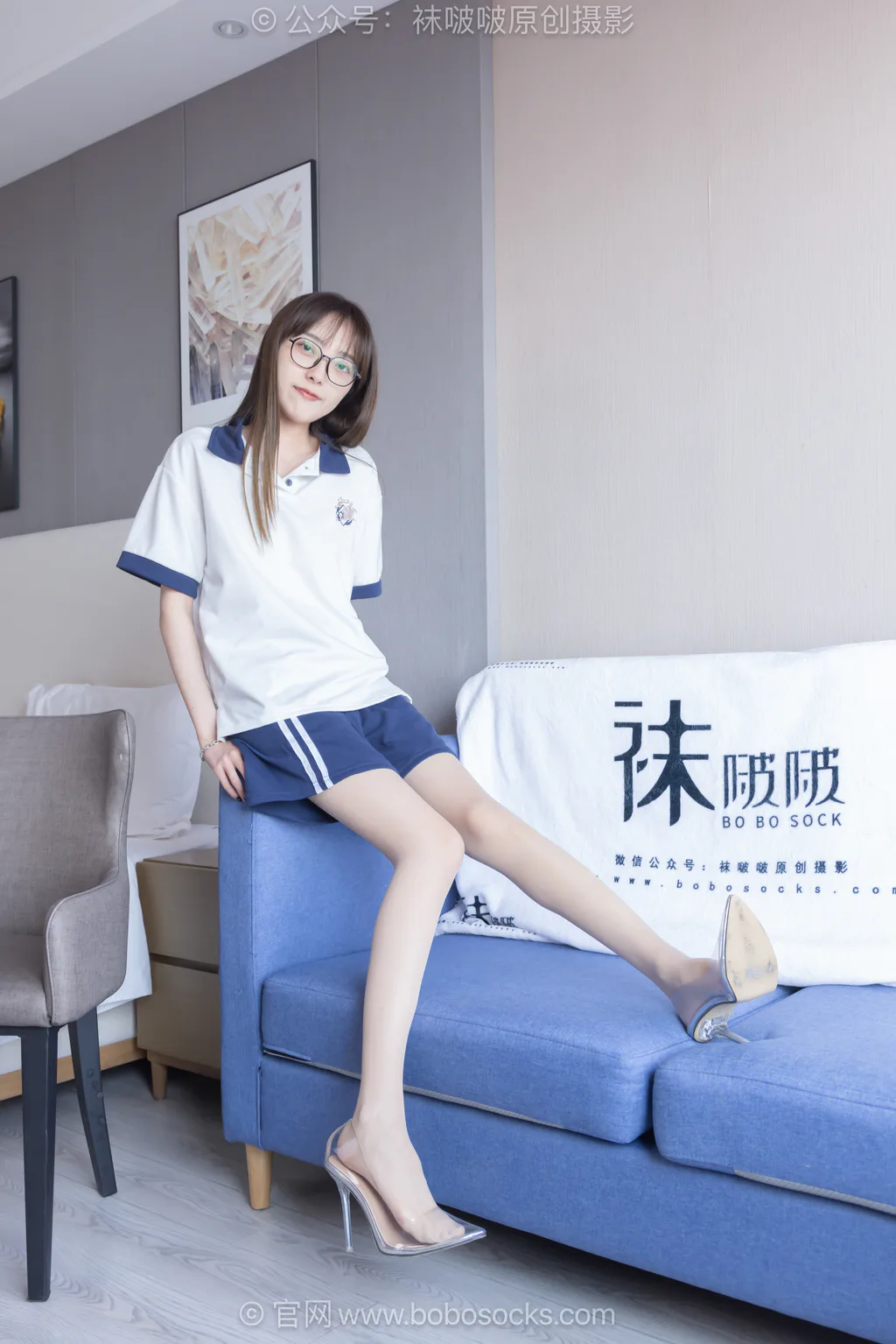 [BoBoSocks袜啵啵]NO.719 稚予-透明高跟鞋、高跟凉鞋、薄肉丝[160P/1V/6.16GB]插图1