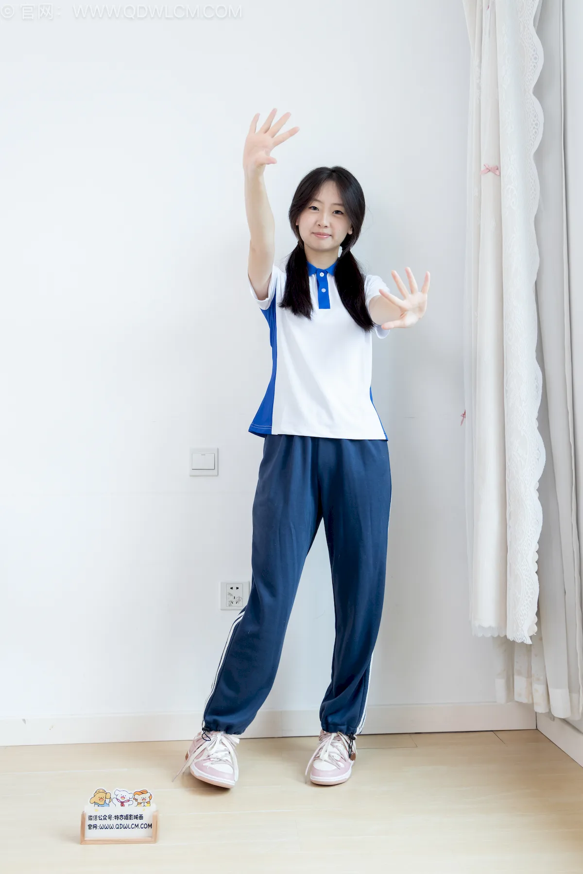 勿恋传媒 NO.2735 萌萌-白棉袜、裸足、校服[155P/1V/3.75GB]插图1