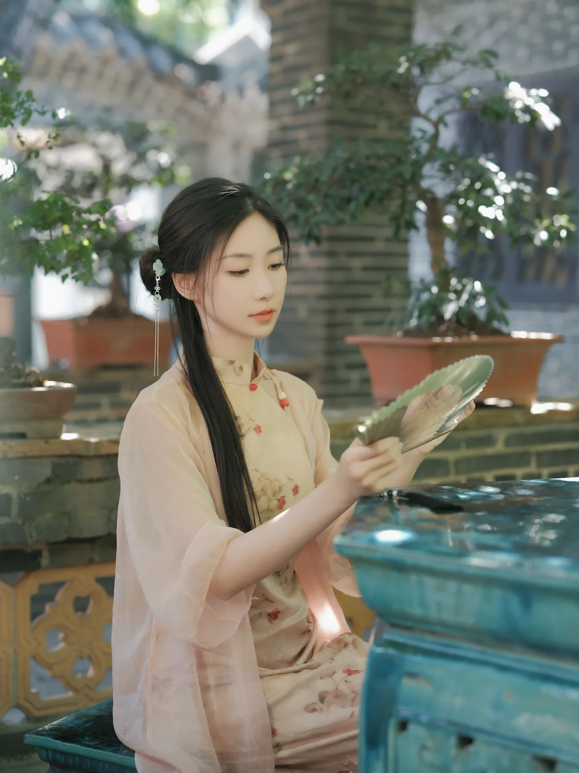 [YITUYU艺图语]2023.07.03 游十香园 小鹿[44+1P/443MB]插图2
