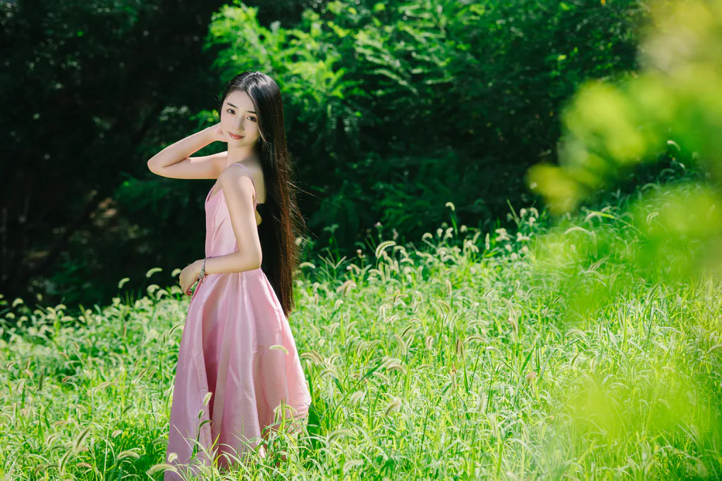 [YITUYU艺图语]2023.06.09 绿草地少女写真 异域荷包蛋[36+1P/532MB]插图3