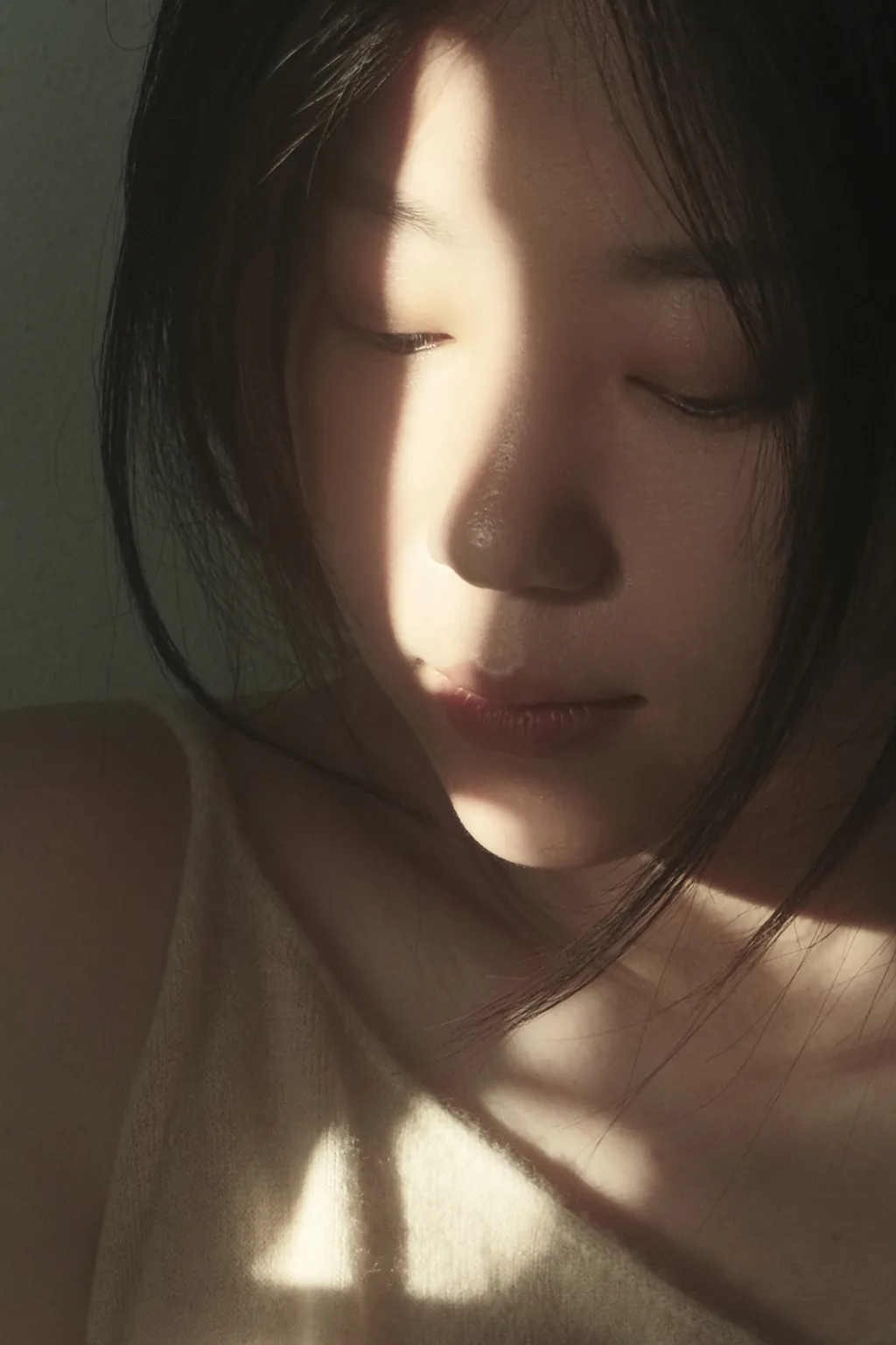 [YITUYU艺图语]2023.06.07 光的痕迹 菠菜三明治[21+1P/167MB]插图1