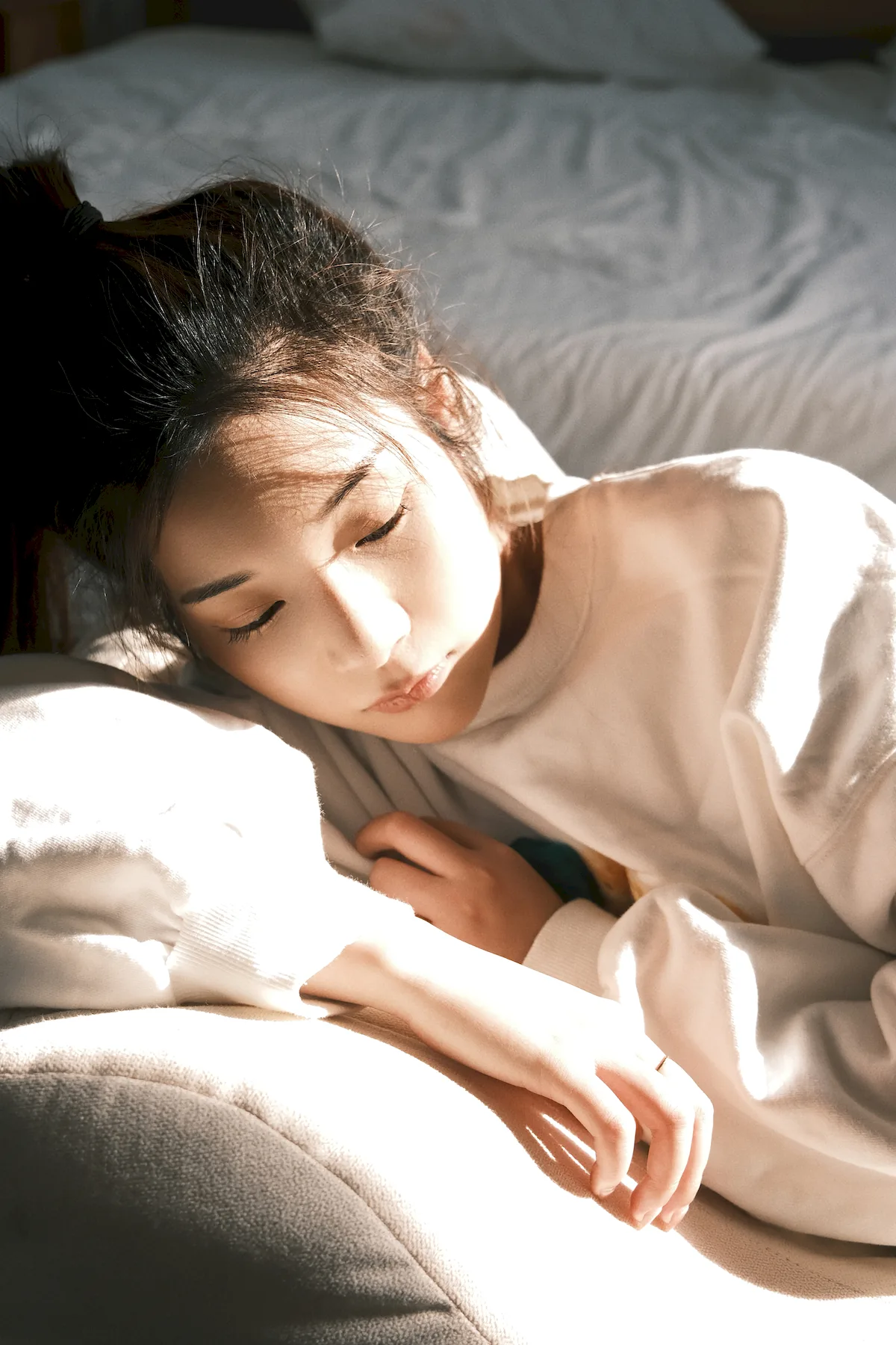 [YITUYU艺图语]2023.06.30 悠闲时光 YY王[20+1P/152MB]插图2