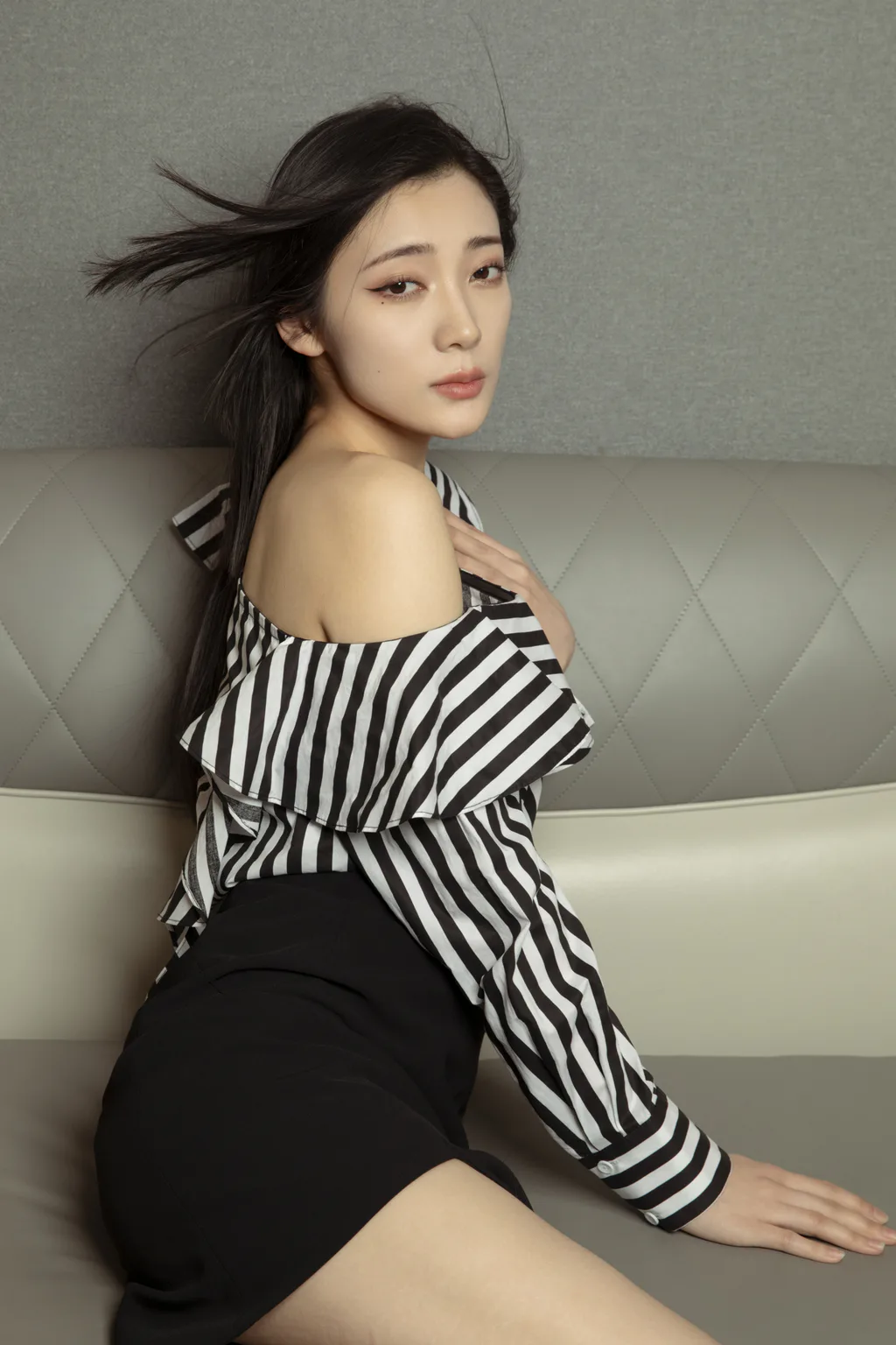 [YITUYU艺图语]2023.06.06 STRIPES YFALA[31+1P/395MB]插图