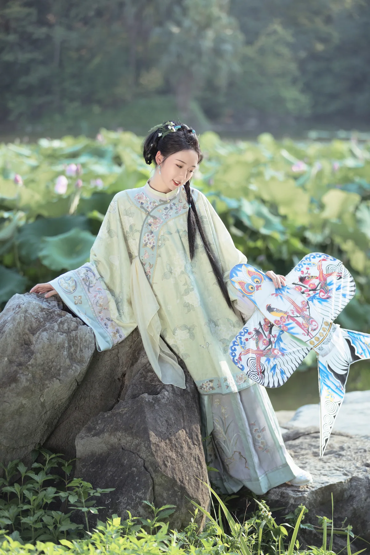 [YITUYU艺图语]2023.06.28 菡萏 槐枝-[35+1P/649MB]插图3