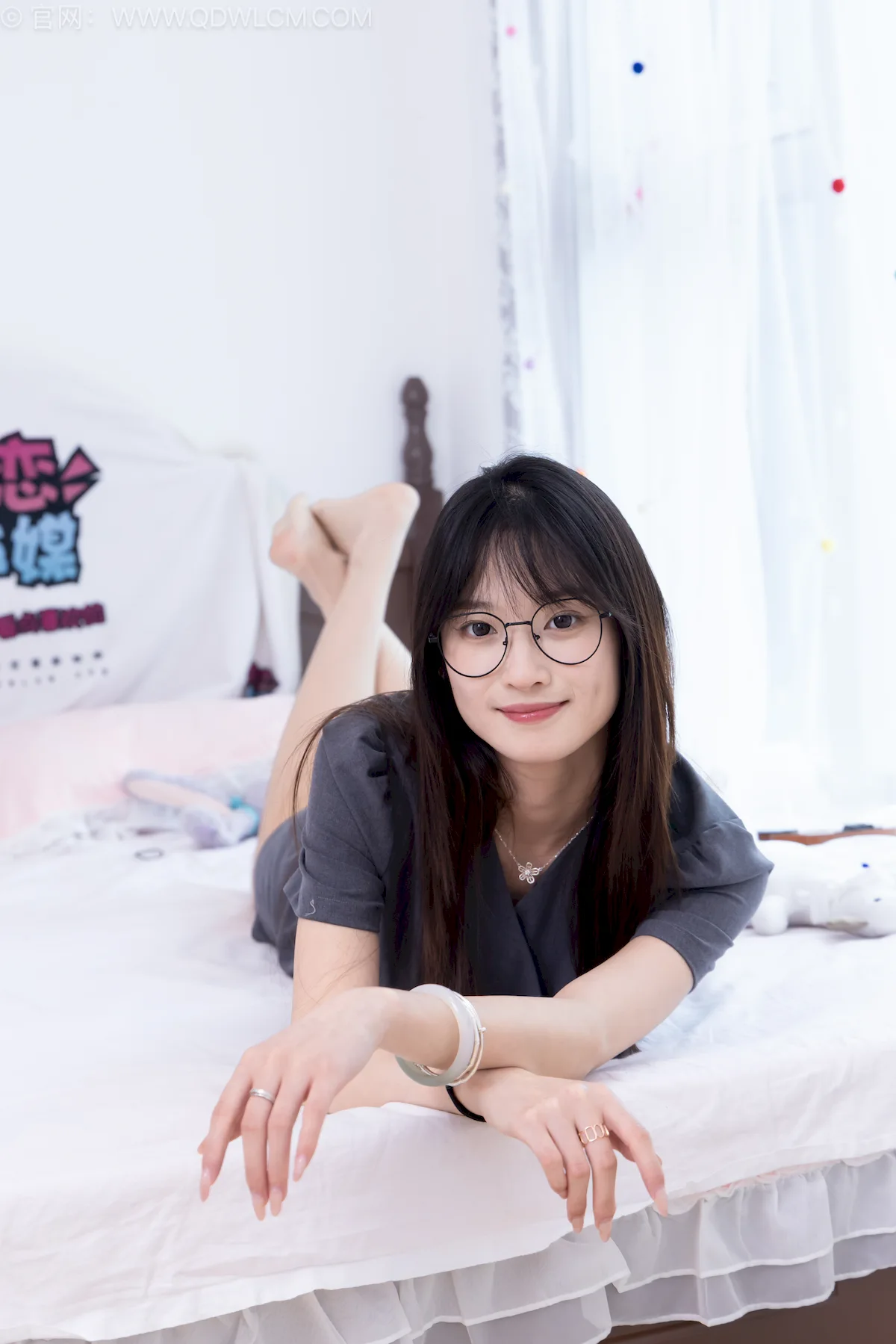 勿恋传媒 NO.2733 山奈-三双高跟凉鞋、薄肉丝、裸足[182P/1V/6.16GB]插图3
