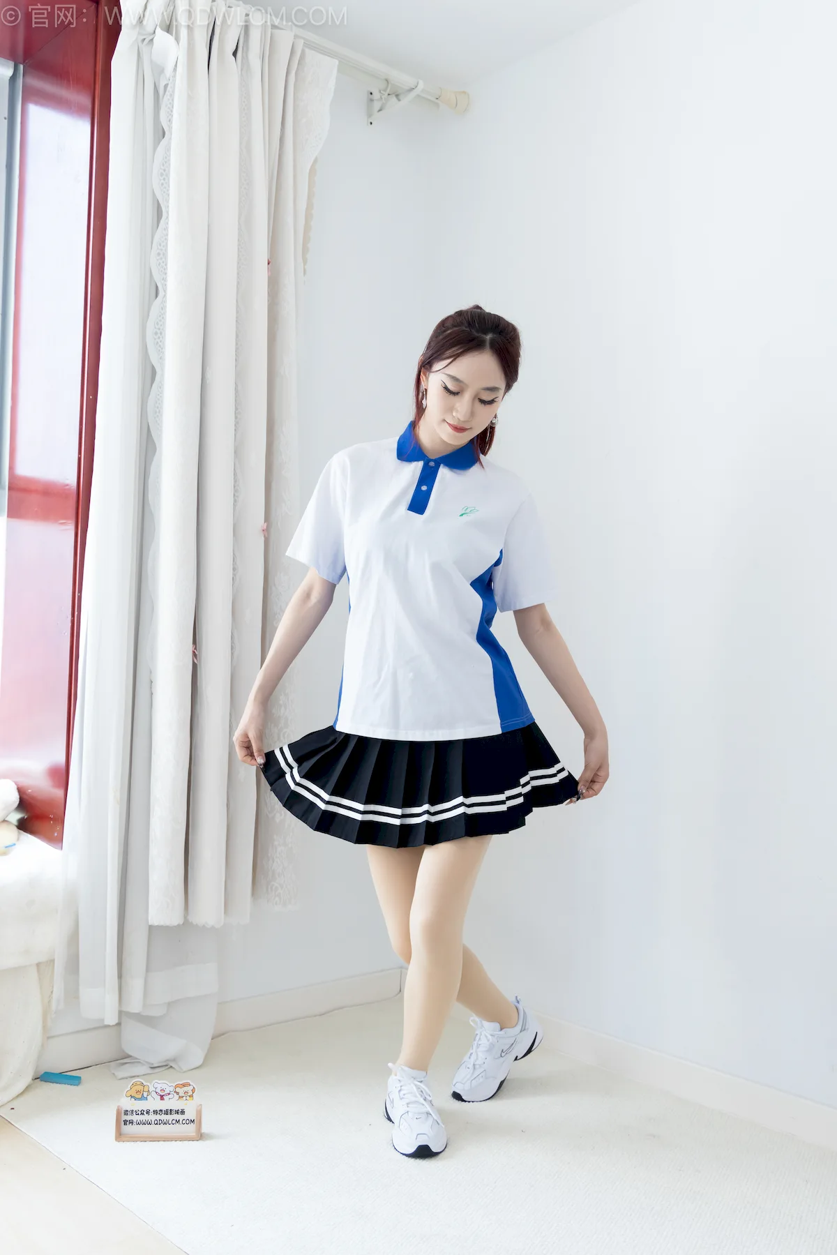 勿恋传媒 NO.2731 苹果-运动鞋、厚肉丝、校服[165P/1V/4.18GB]插图3