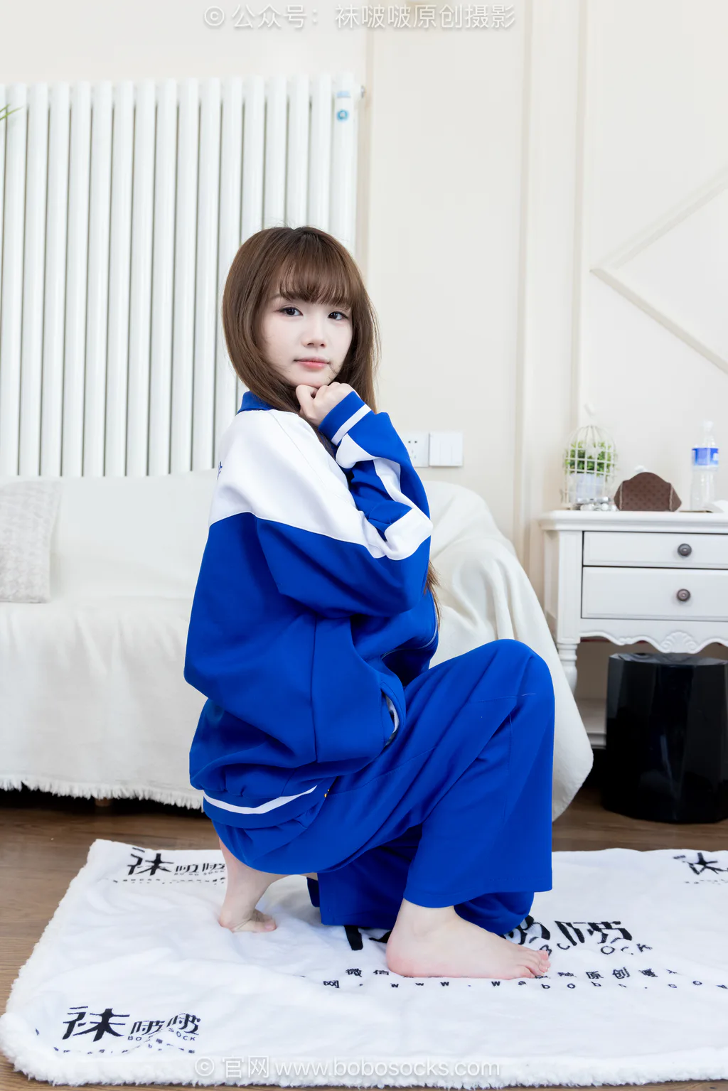[BoBoSocks袜啵啵]NO.724 甜甜圈-白布鞋、薄白丝、裸足[151P/1V/6.19GB]插图