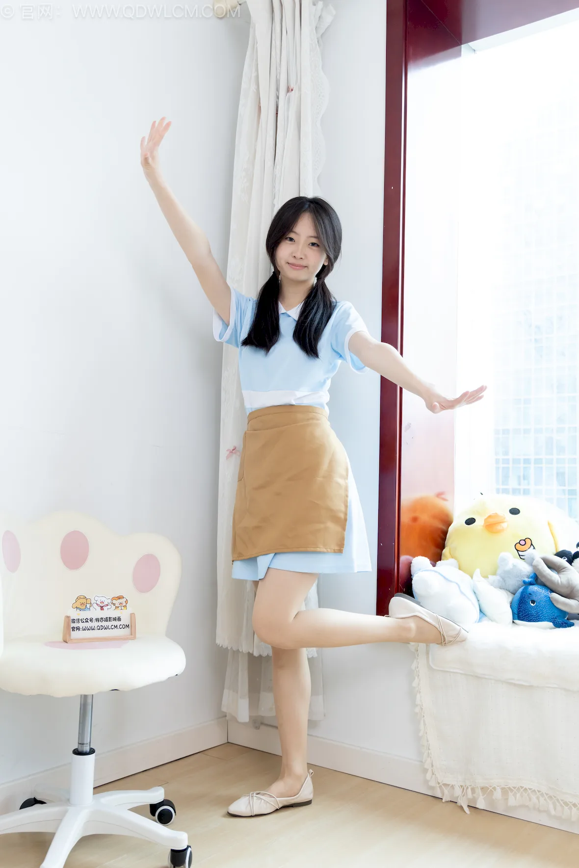 勿恋传媒 NO.2742 萌萌-平底鞋、薄肉丝、好利来至服[153P/1V/3.51GB]插图1