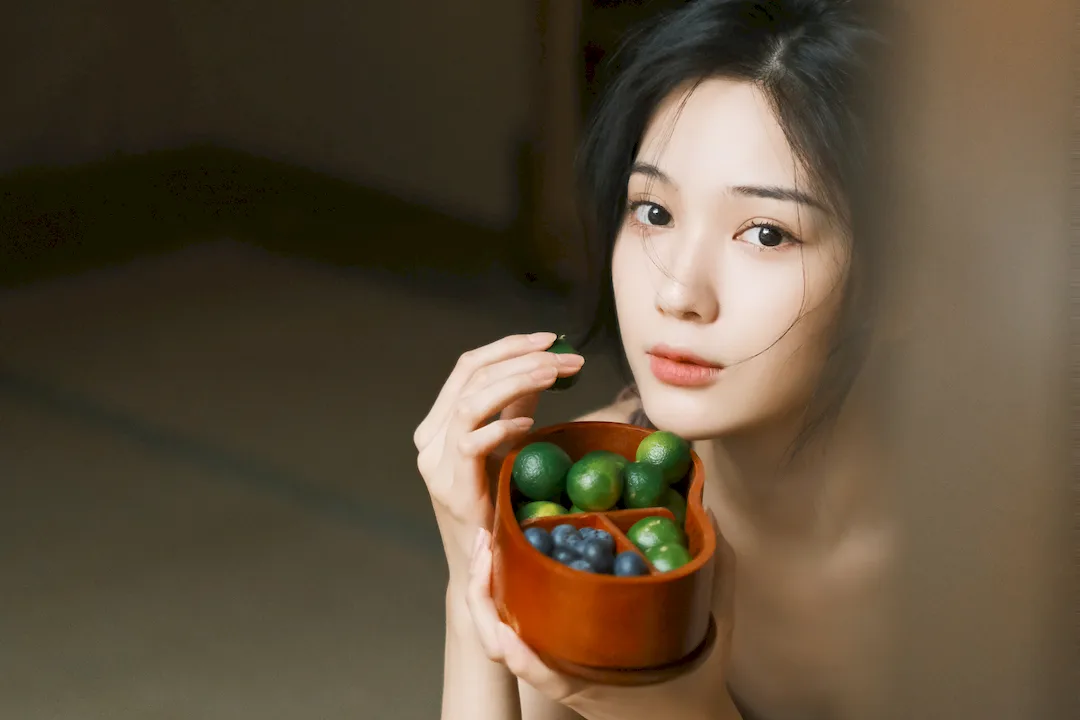 [YITUYU艺图语]2023.08.01 夏日青梅 凤[21+1P/152MB]插图