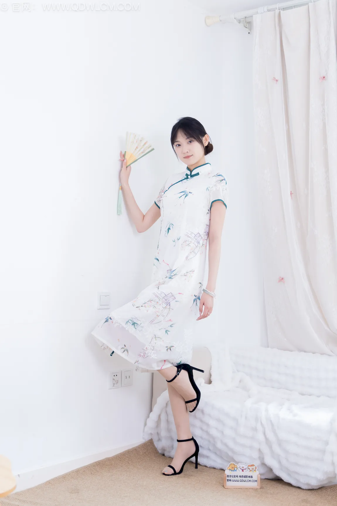 勿恋传媒 NO.2761 山奈-高跟凉鞋、薄肉丝、裸足、旗袍[150P/1V/5.64GB]插图1