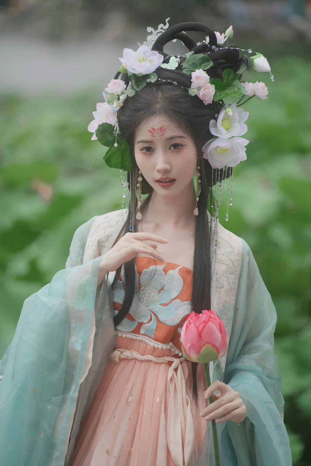 [YITUYU艺图语]2023.08.04 十二花神之荷花花神 绵绵[35+1P/486MB]插图1