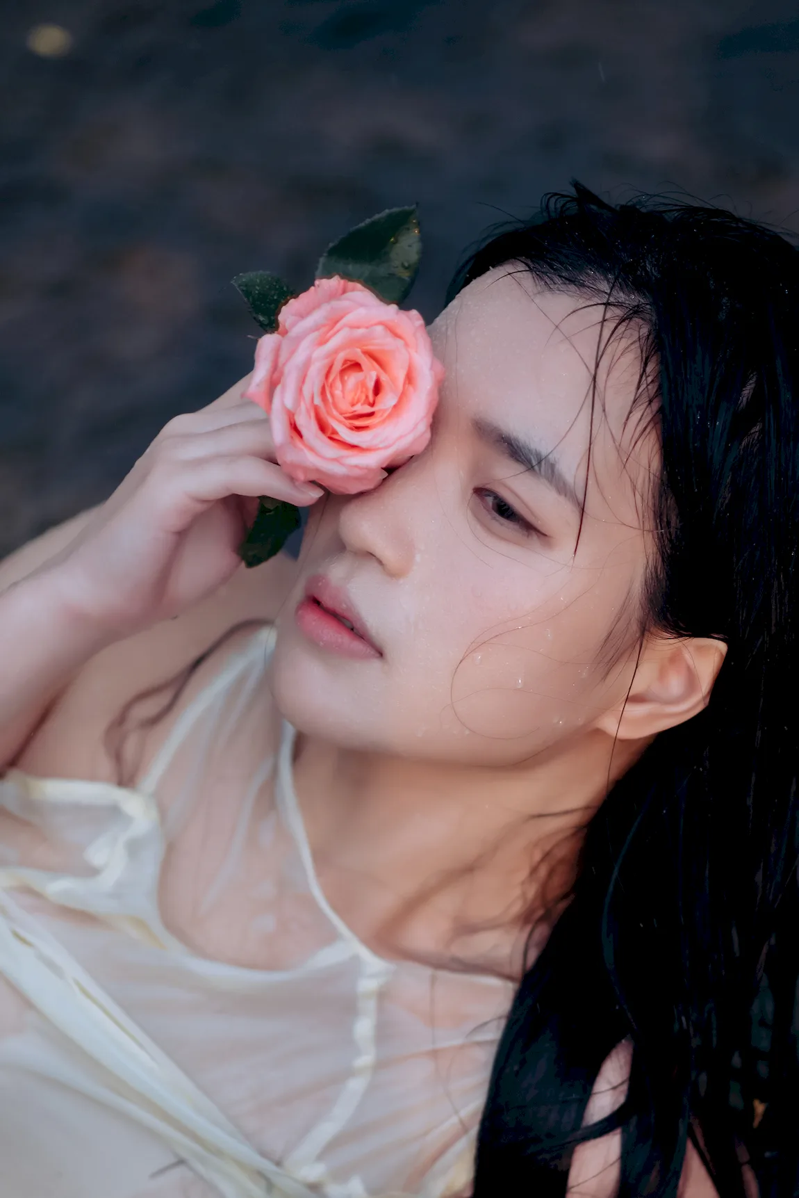 [YITUYU艺图语]2023.07.20 氤氲少女 芷婷[20+1P/201MB]插图1
