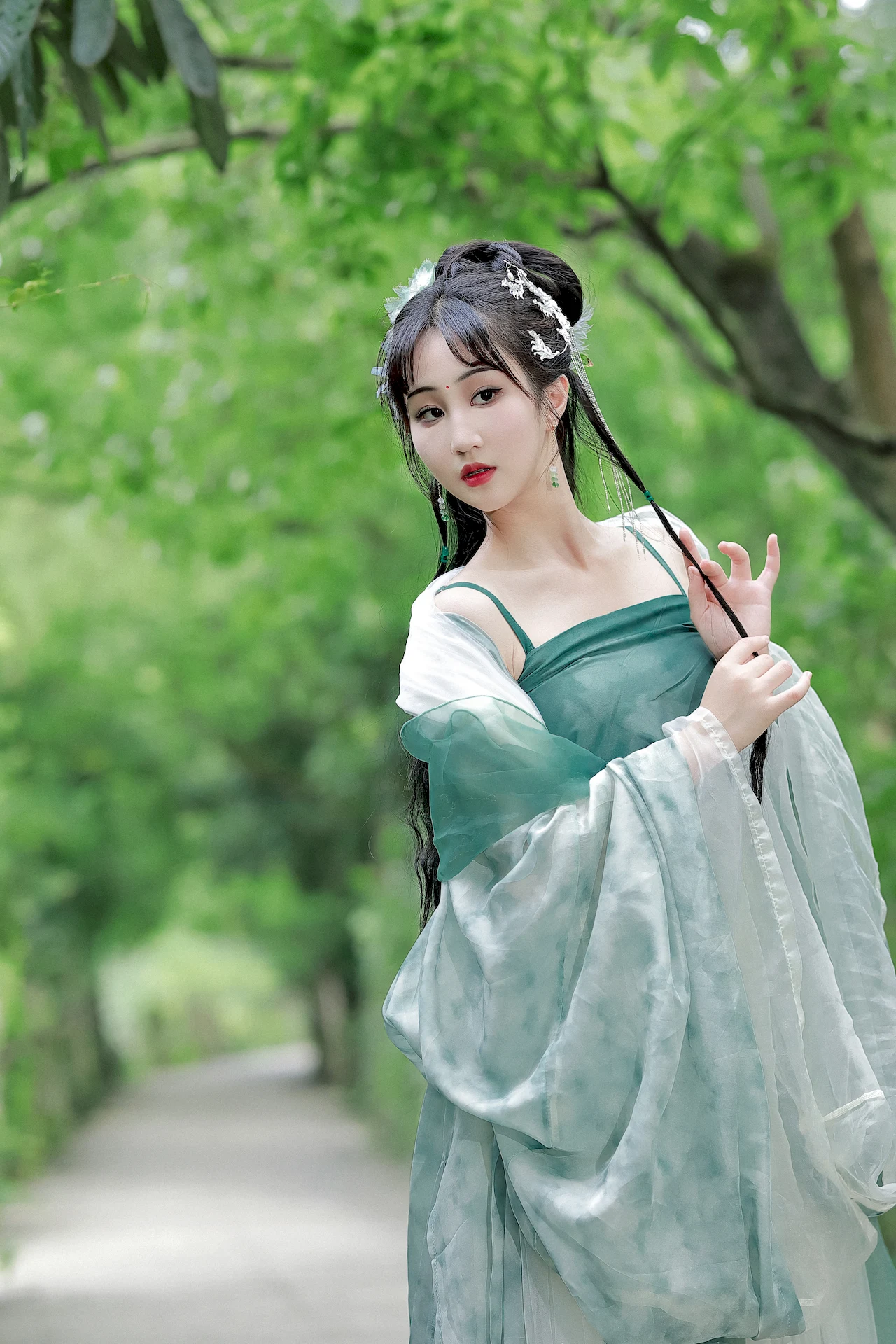 [YITUYU艺图语]2023.07.10 醉相思 搽小兔&苏念[28+1P/408MB]插图3