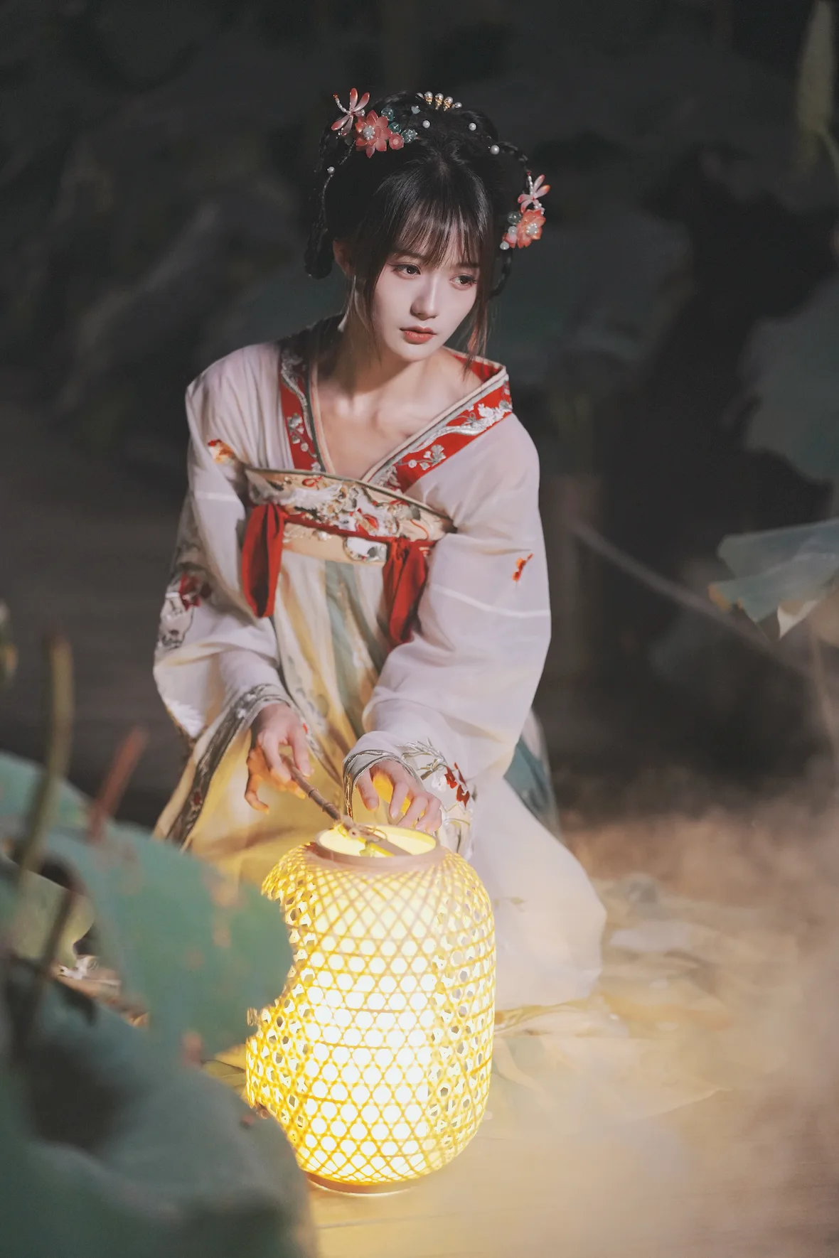 [YITUYU艺图语]2023.07.07 荷香袅袅 兔子Zzz不吃胡萝卜[25+1P/302MB]插图3