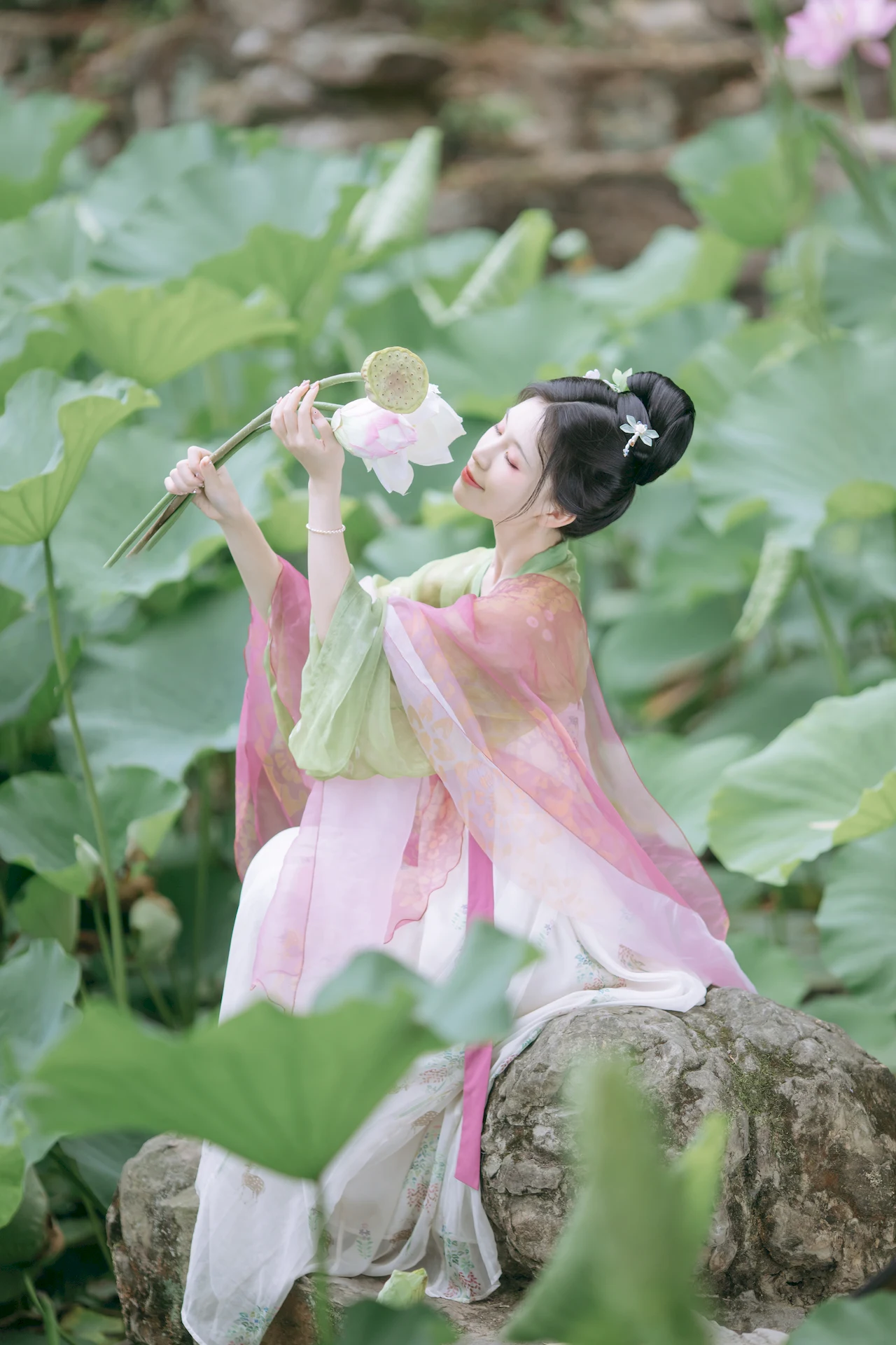 [YITUYU艺图语]2023.07.09 荷塘少女 川川[32+1P/399MB]插图3