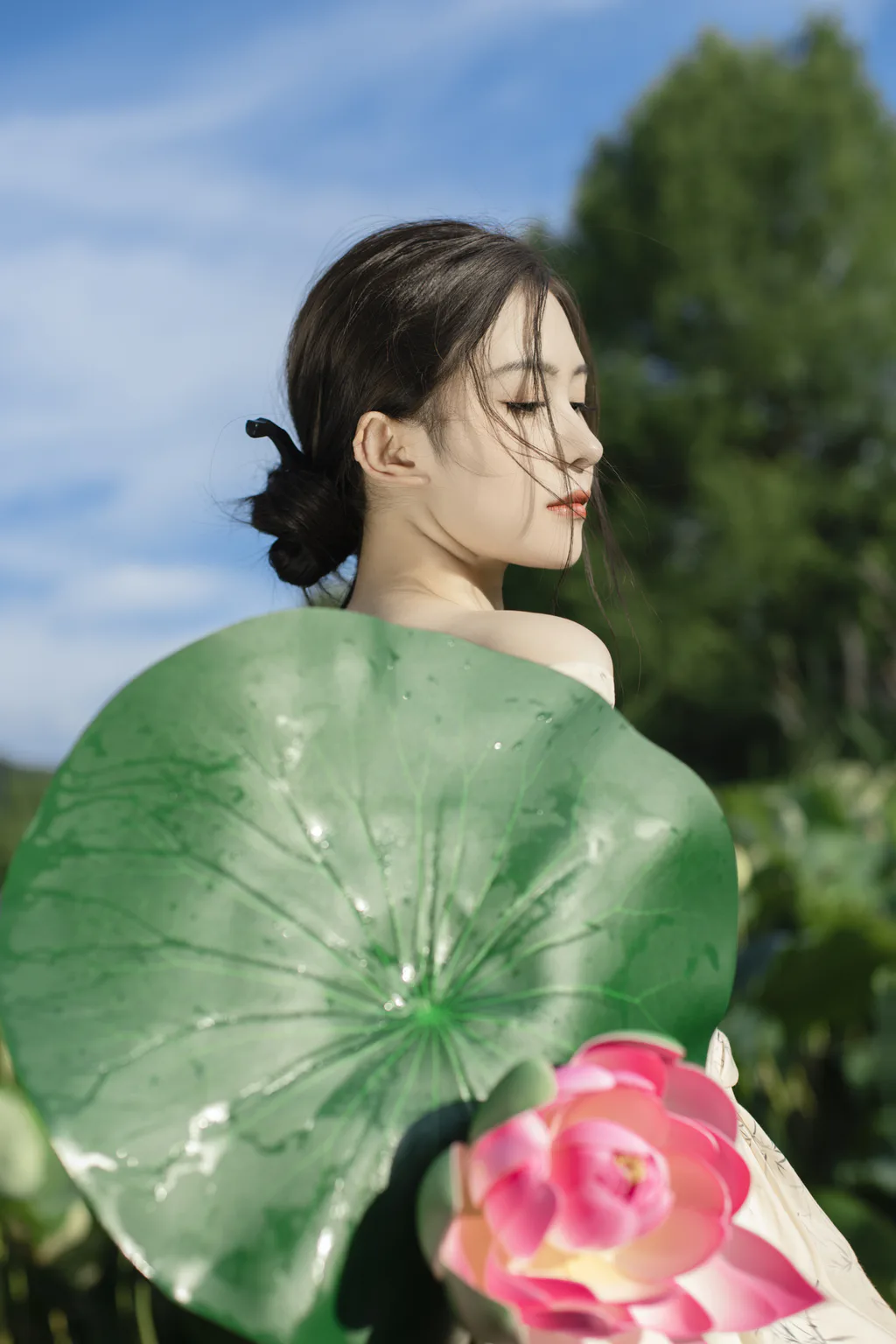 [YITUYU艺图语]2023.08.02 荷塘 可可多尼[27+1P/293MB]插图2