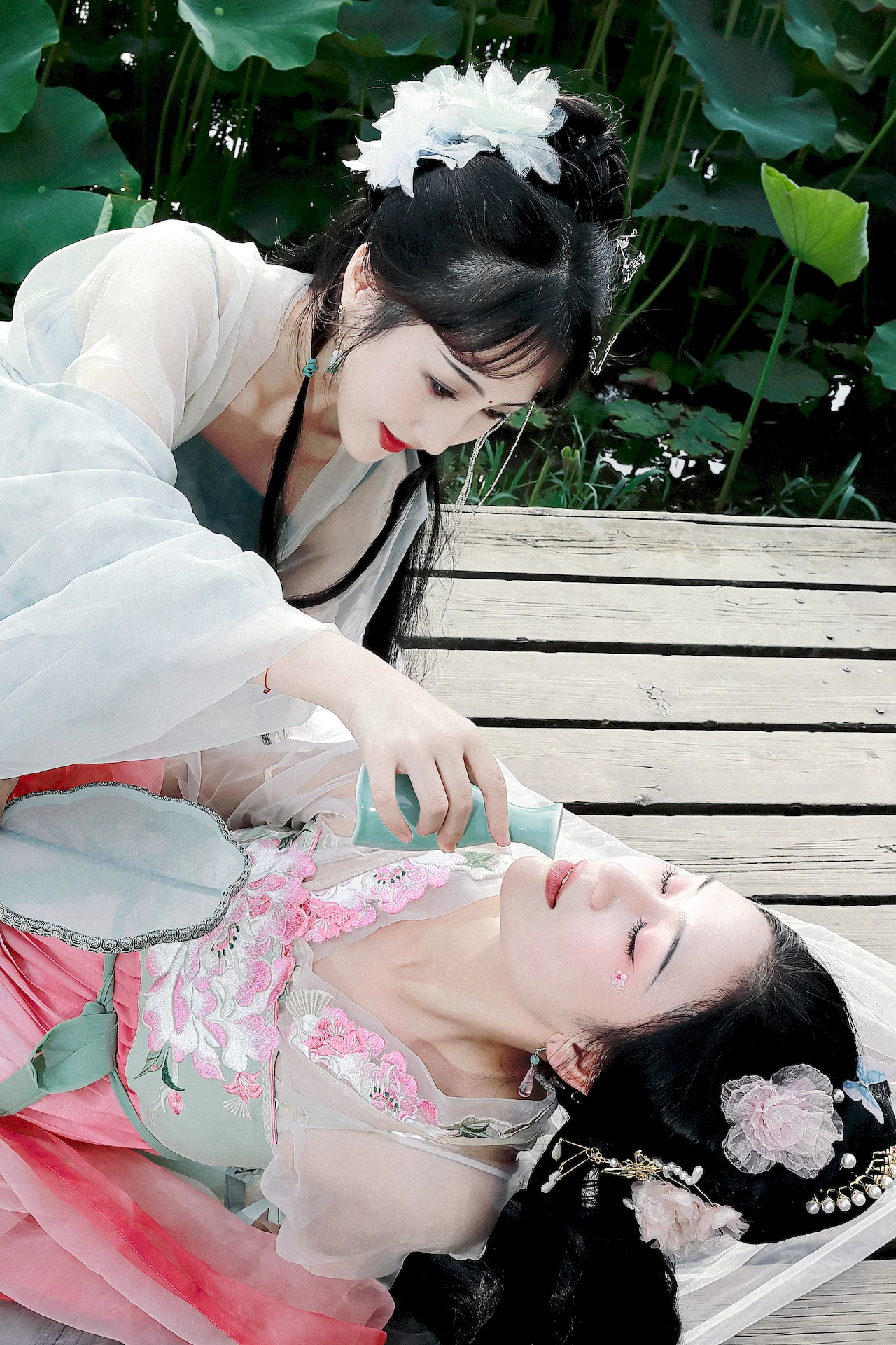 [YITUYU艺图语]2023.07.10 醉相思 搽小兔&苏念[28+1P/408MB]插图