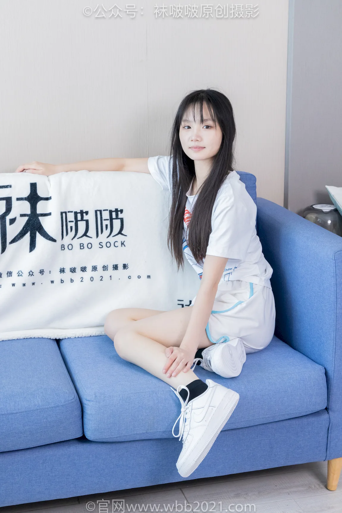 [BoBoSocks袜啵啵]积分限定作品 NO.046 甜甜圈-匡威帆布鞋、板鞋、白棉袜、黑棉袜[164P/1V/7.81GB]插图3