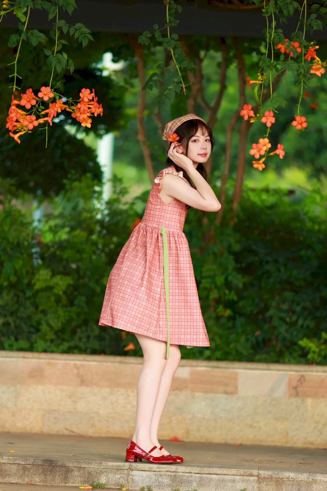 [YITUYU艺图语]2023.09.02 花与少女 暮烟色CC[33+1P/460MB]插图