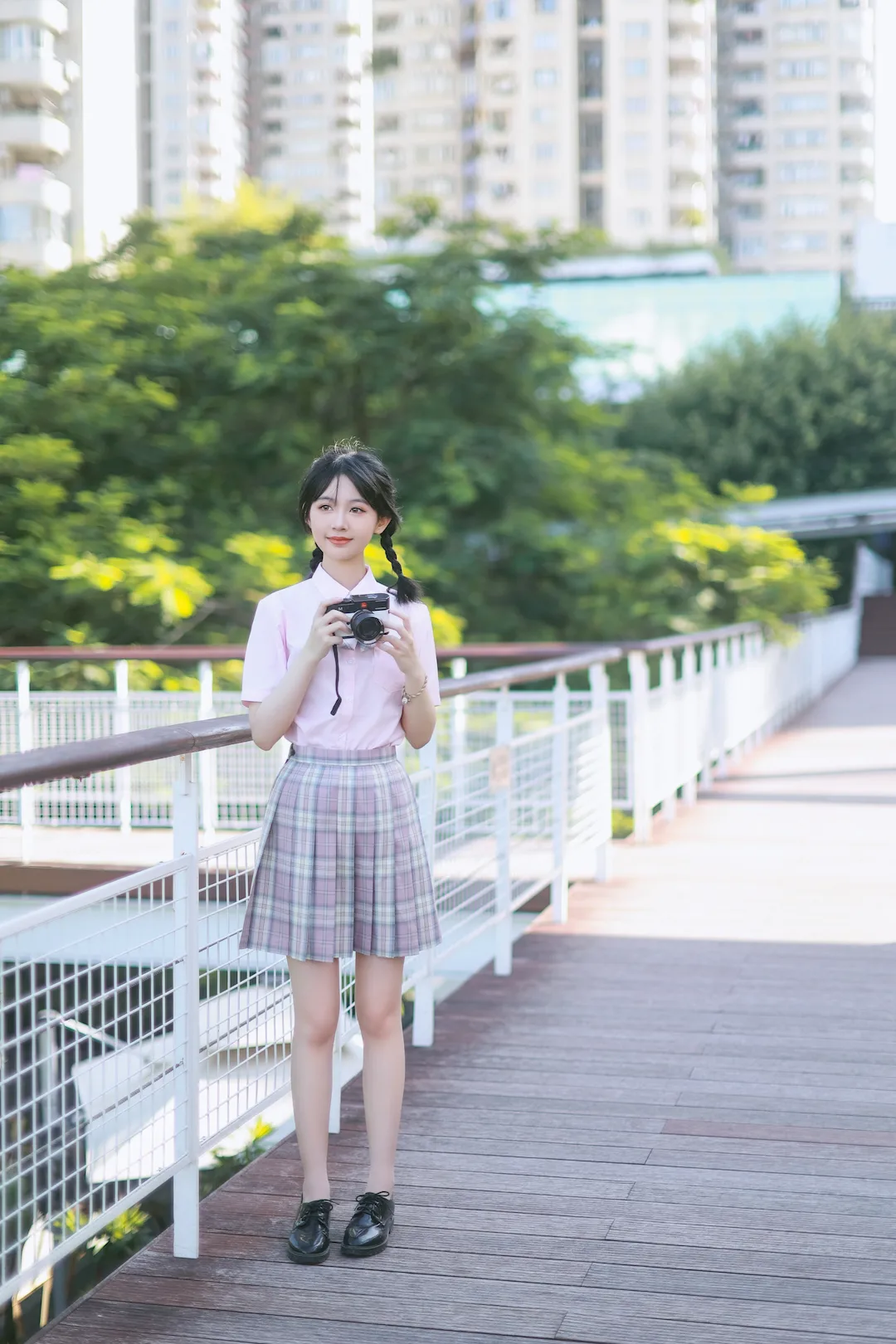 [YITUYU艺图语]2023.08.26 JK少女的粉色心情 小乐[38+1P/473MB]插图1