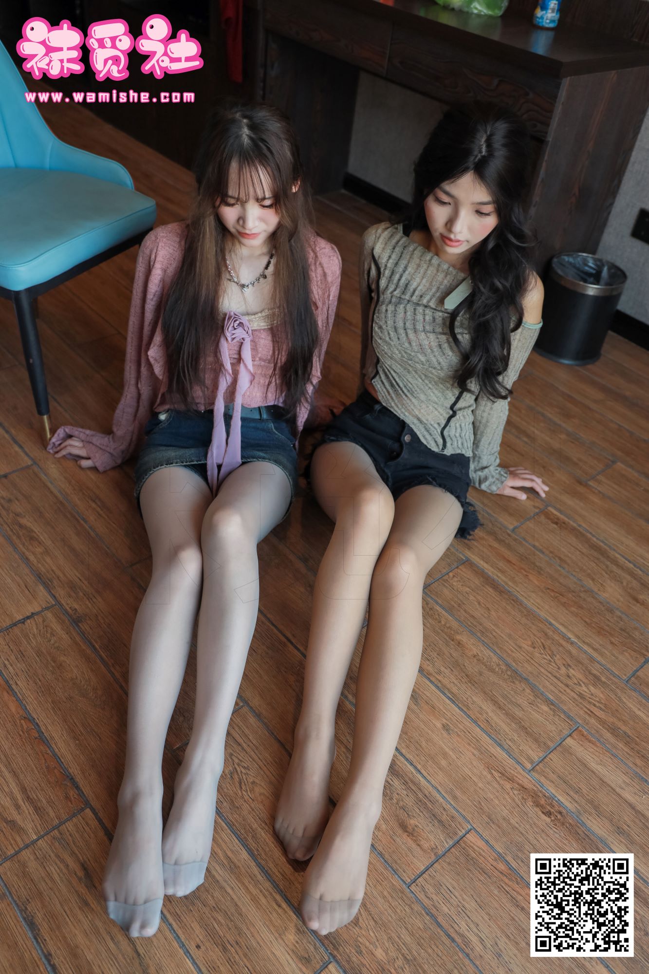 袜觅社 NO.049 小雪&静静 [106P/1V/4.75GB]插图1