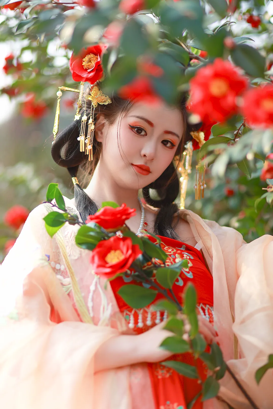 [YITUYU艺图语]2023.08.16 山茶晚照 不可爱的禾禾喵[26+1P/497MB]插图1