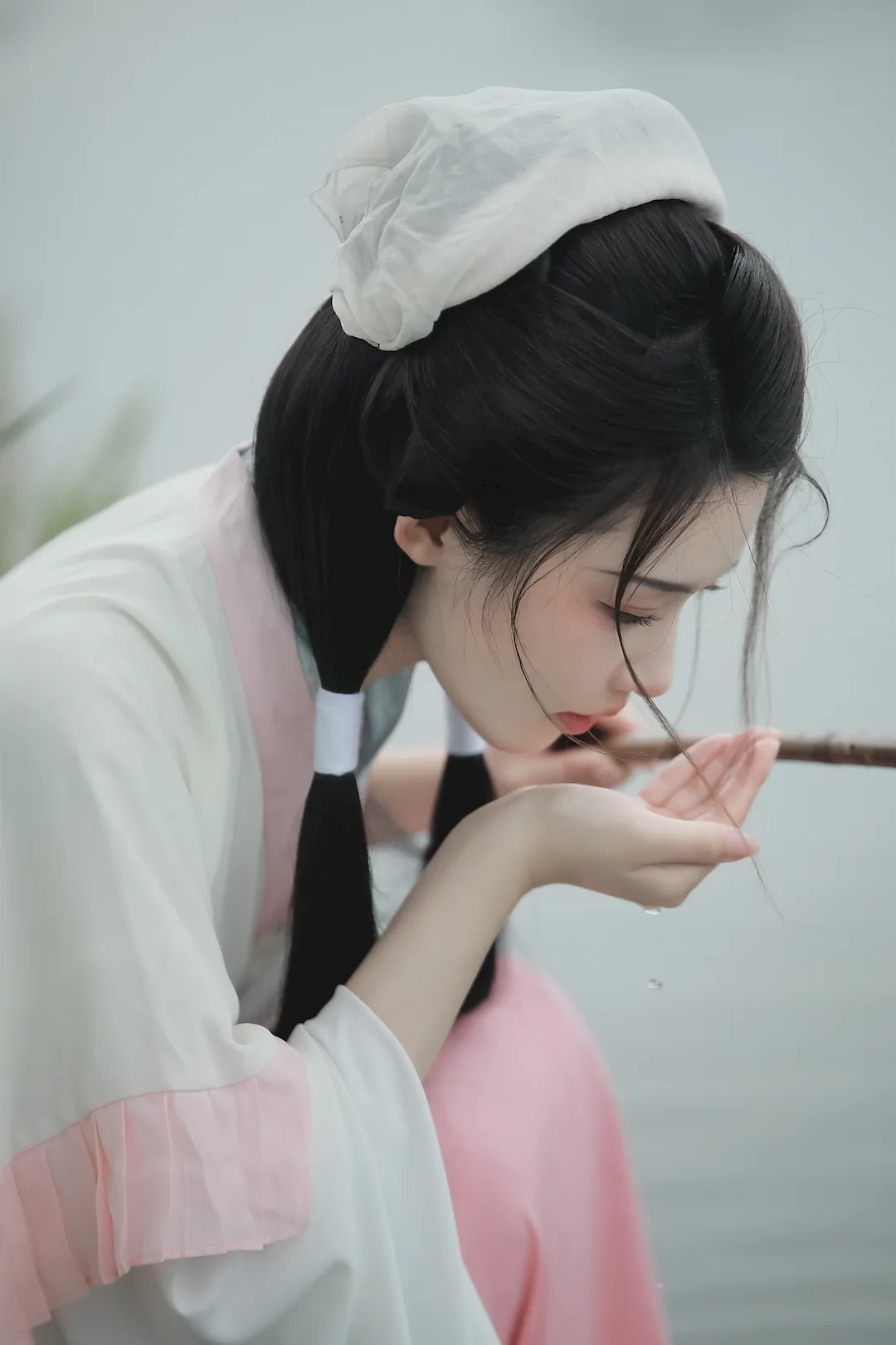[YITUYU艺图语]2023.08.25 田园乐 喵喵家的小鱼干_[27+1P/428MB]插图1