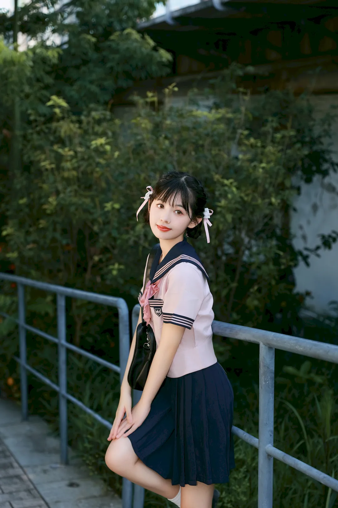 [YITUYU艺图语]2023.08.25 夏日JK少女 小乐[34+1P/441MB]插图2