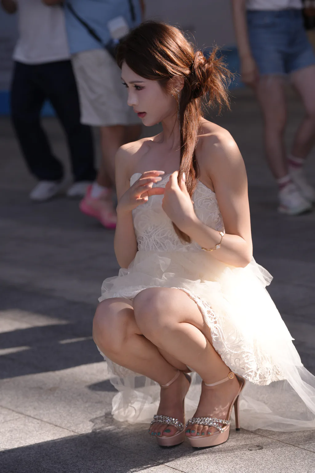 精选街拍作品 NO.7213 白裙甜美莎莎吖[72P/54MB]插图