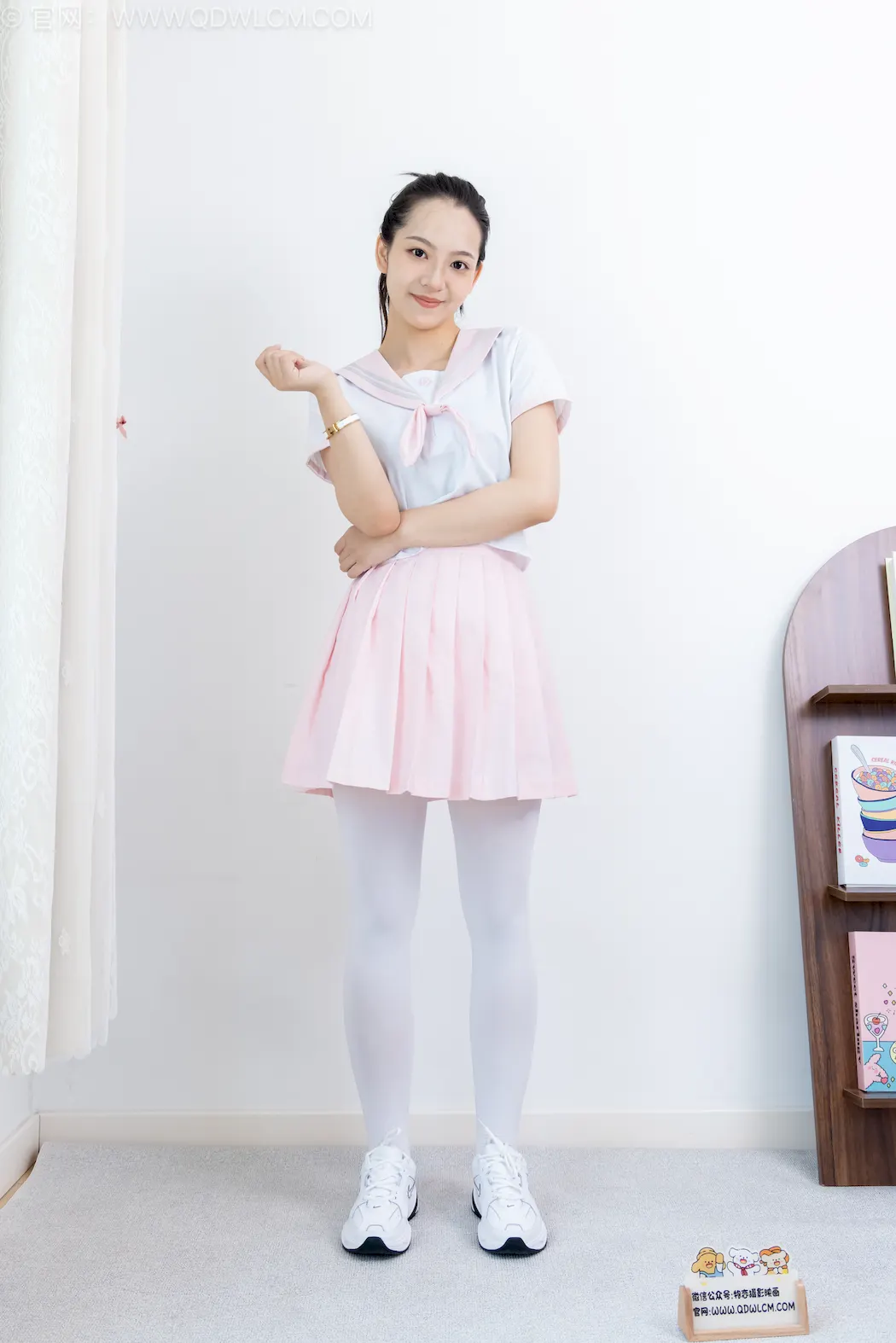 勿恋传媒 NO.2810 小泽-运动鞋、厚白丝、jk至服[168P/1V/4.40GB]插图1