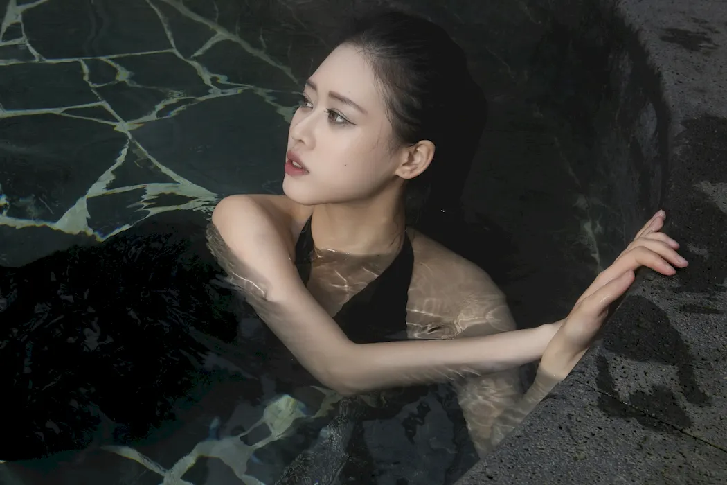 [YITUYU艺图语]2023.09.06 温泉 Chenaling_CL[25+1P/250MB]插图