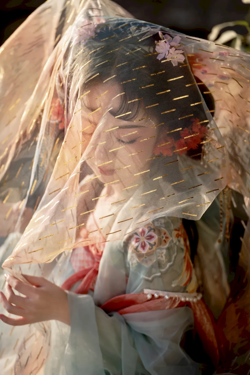 [YITUYU艺图语]2023.08.28 梦锦鲤 千雪呀[33+1P/205MB]插图1