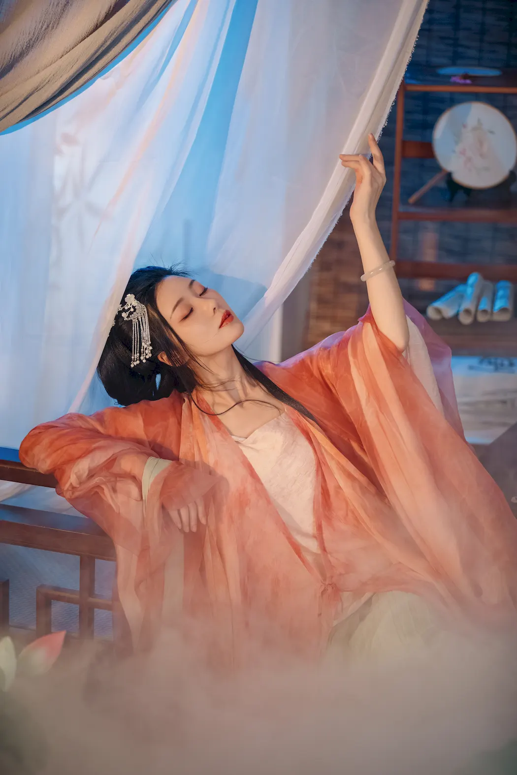 [YITUYU艺图语]2023.09.05 夜荷 木景抒[30+1P/648MB]插图1