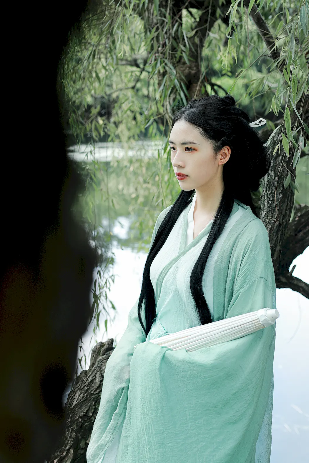 [YITUYU艺图语]2023.08.30 山野间 小鱼干[38+1P/553MB]插图1