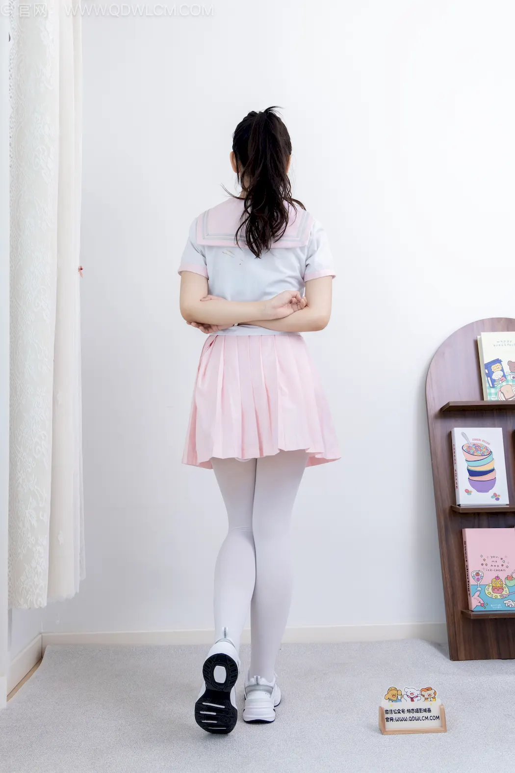 勿恋传媒 NO.2810 小泽-运动鞋、厚白丝、jk至服[168P/1V/4.40GB]插图2
