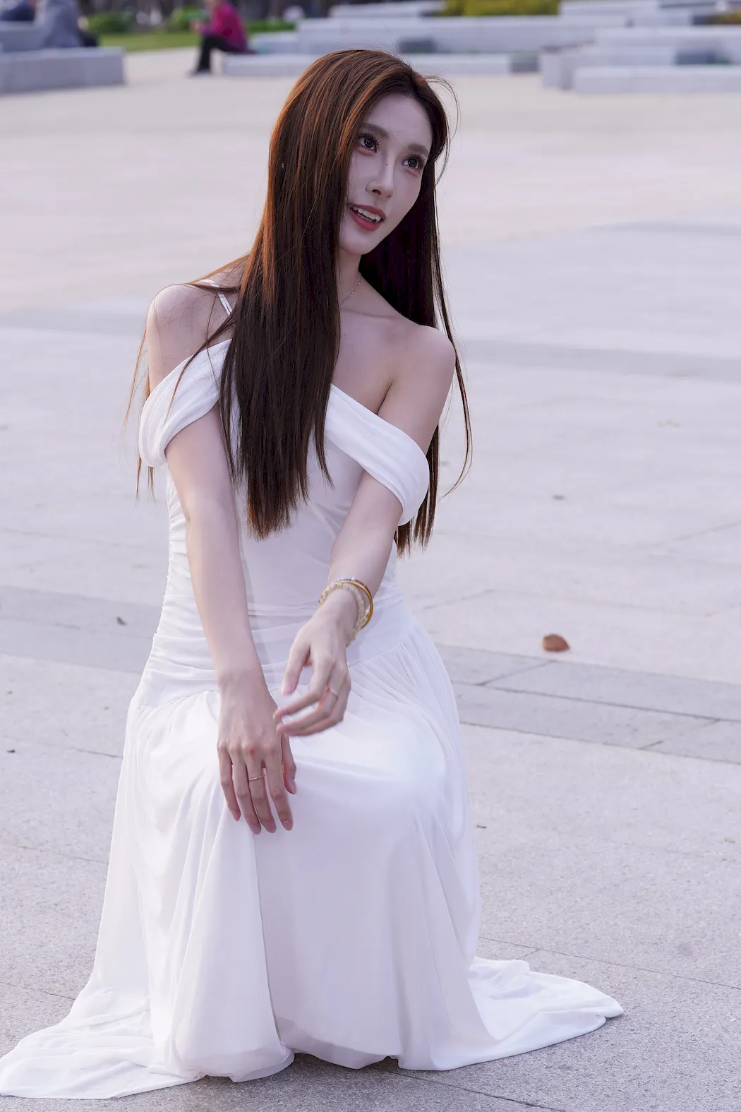 精选街拍作品 NO.7302 小袁宝白裙[88P/59MB]插图