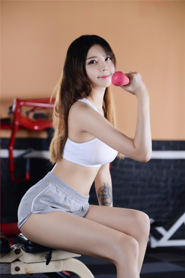 风之领域精品写真@No.199 爱健身的女孩 身材好 [42P/858MB]