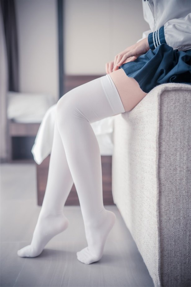 风之领域精品写真@No.153 至服白丝 蓝色短裙 [44P/118MB]