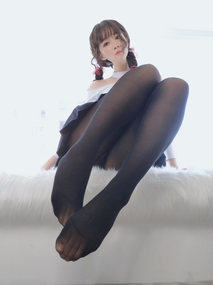 人气动漫Coser@白银81_邻家解解的黑丝 [45P/1V/223MB]