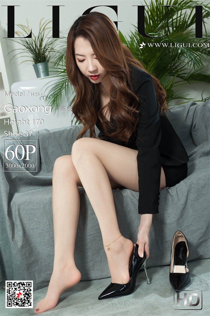 [Ligui丽柜] 2019.06.25 精致生活 Model 高熊 [60+1P/47.4MB]