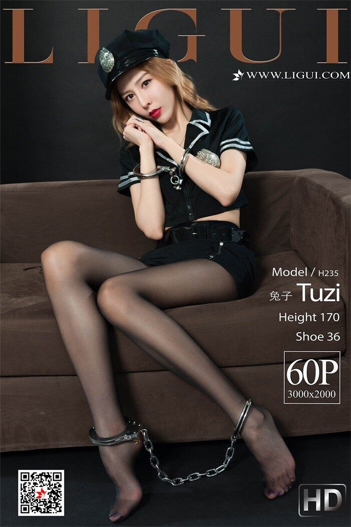 [Ligui丽柜] 2019.08.23 黑丝至服 Model 兔子 [61+1P/41MB]