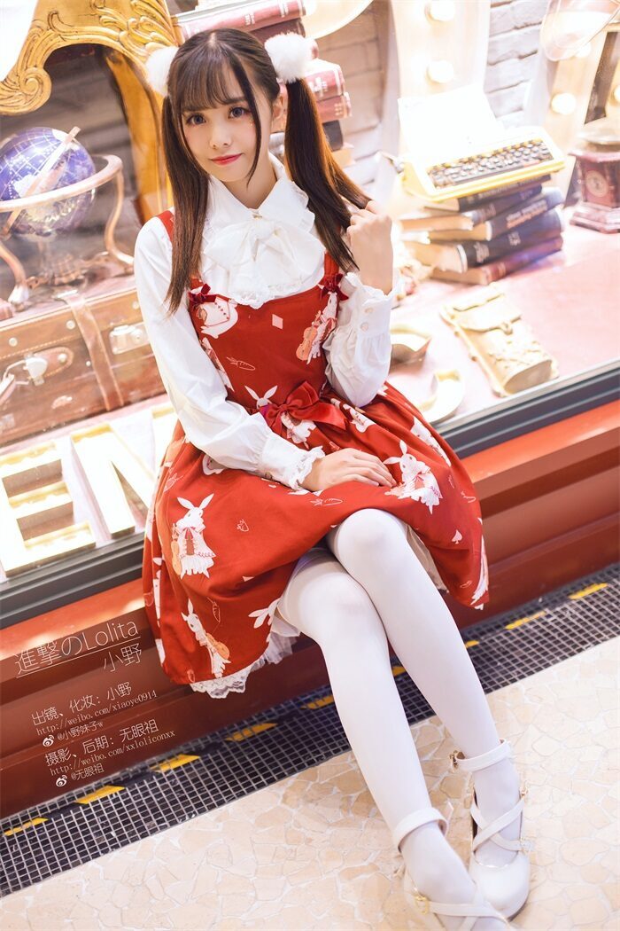 微博红人@小野妹字w 洛丽塔 [14P/60MB]