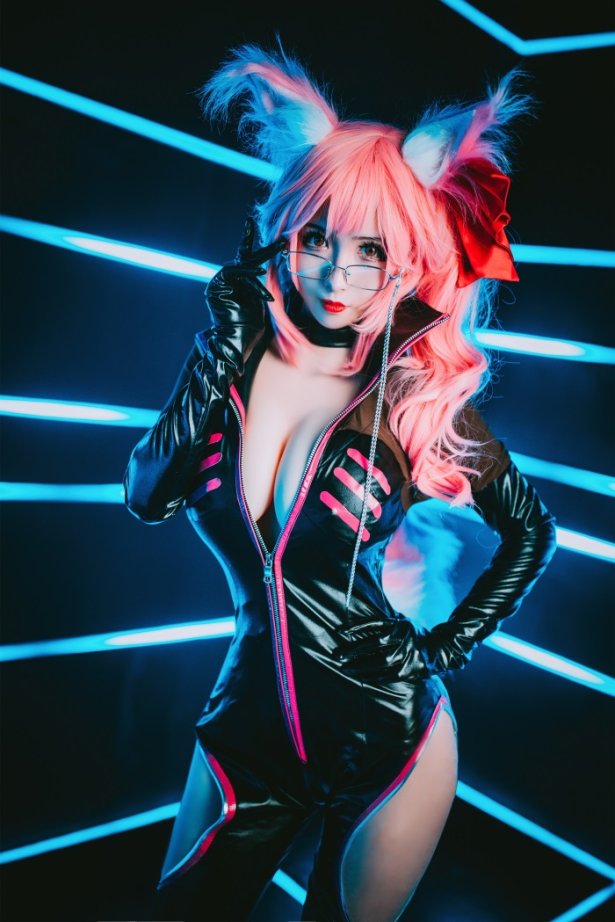 知名动漫Coser@rioko凉凉子 玉藻前 [20P/348MB]