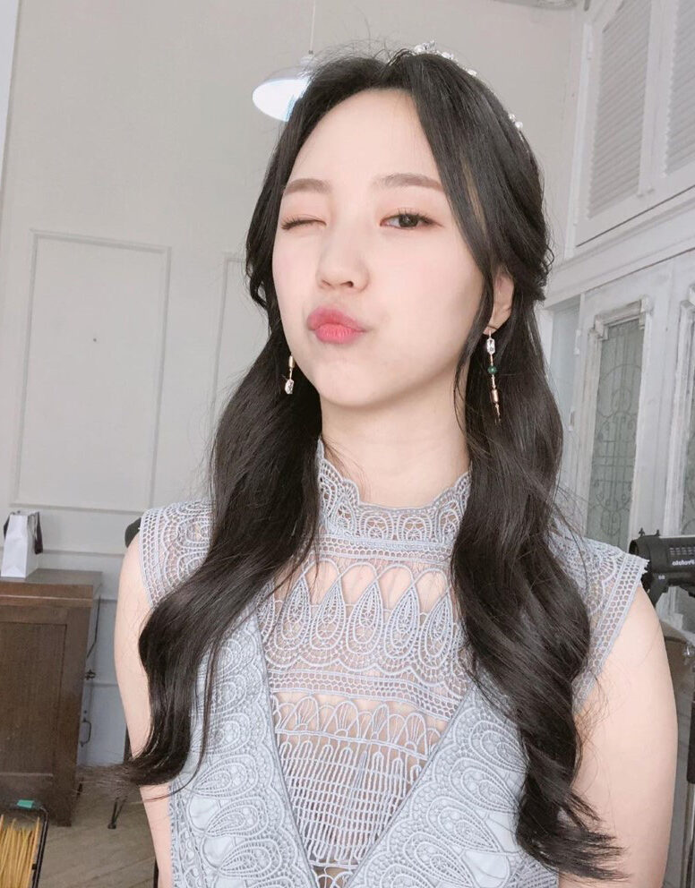 韩国正妹球童「이혜준」白皙雪肌+水润大眼让人秒醉　就连摄影师也沦陷！