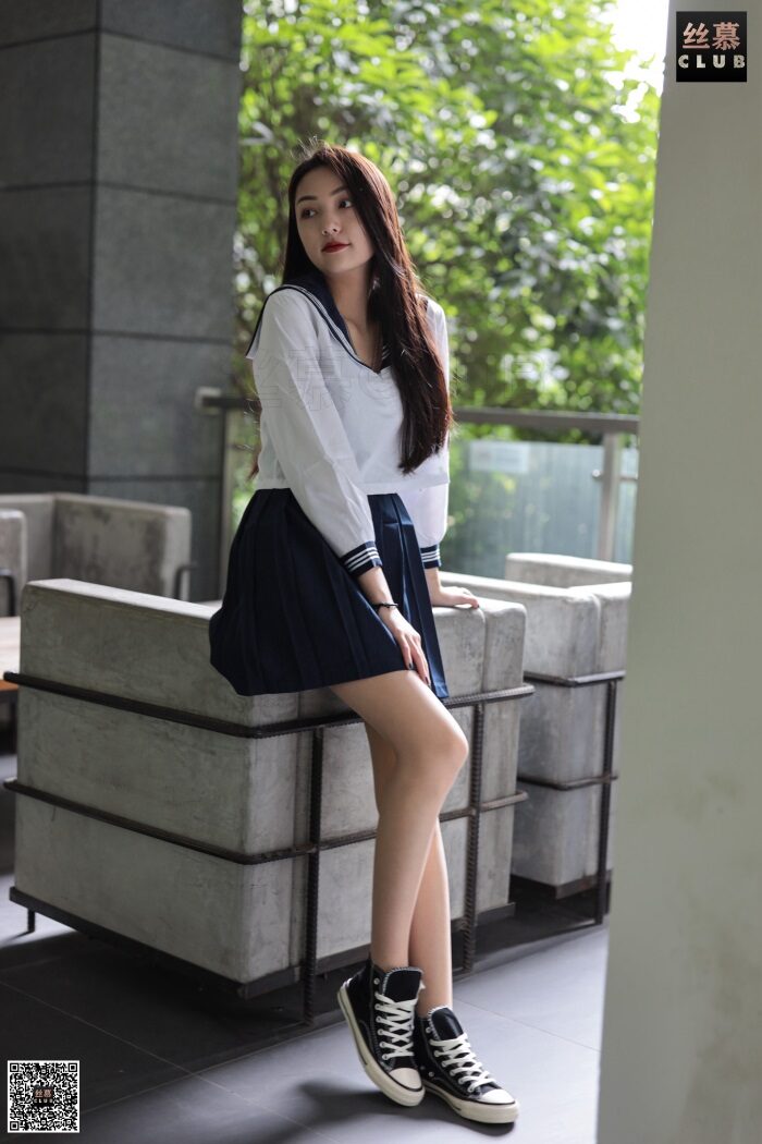 丝慕写真 SM088 天天一元 模特：诗晴《诗晴JK至服》[93P/167MB]