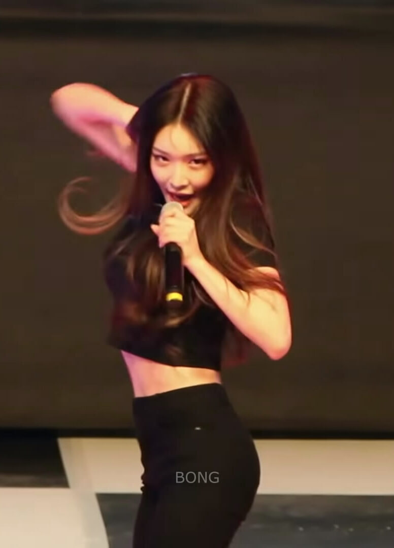 Chung Ha女团 190403饭拍合辑【8集 4.64G】