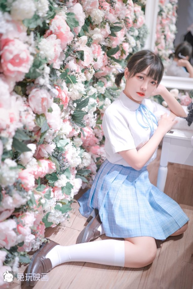 兔玩映画 VOL.009 邻家花丛中的美眉 [41P/388MB]