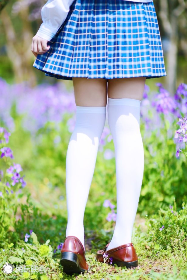 兔玩映画 VOL.005 户外白丝樱花JK [40P/352MB]